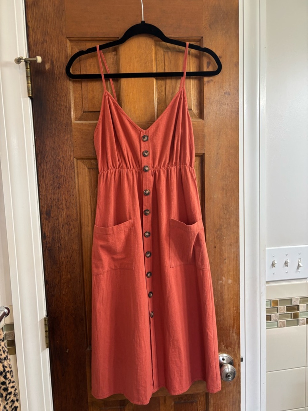 Kittenish Rust Button-Front Spaghetti-Strap Midi Dress